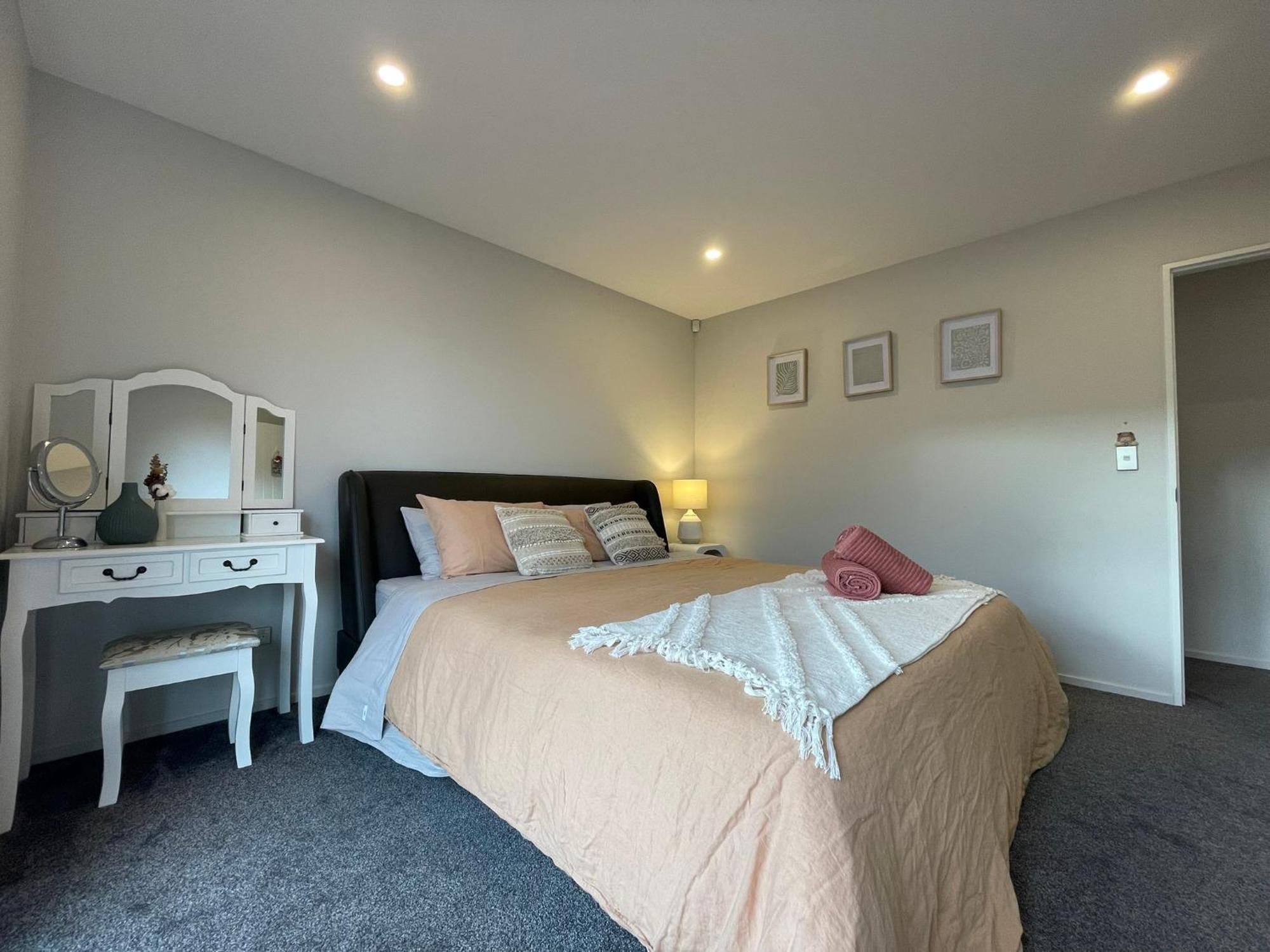 Holiday home Luxury 4 Bedroom Family Retreat