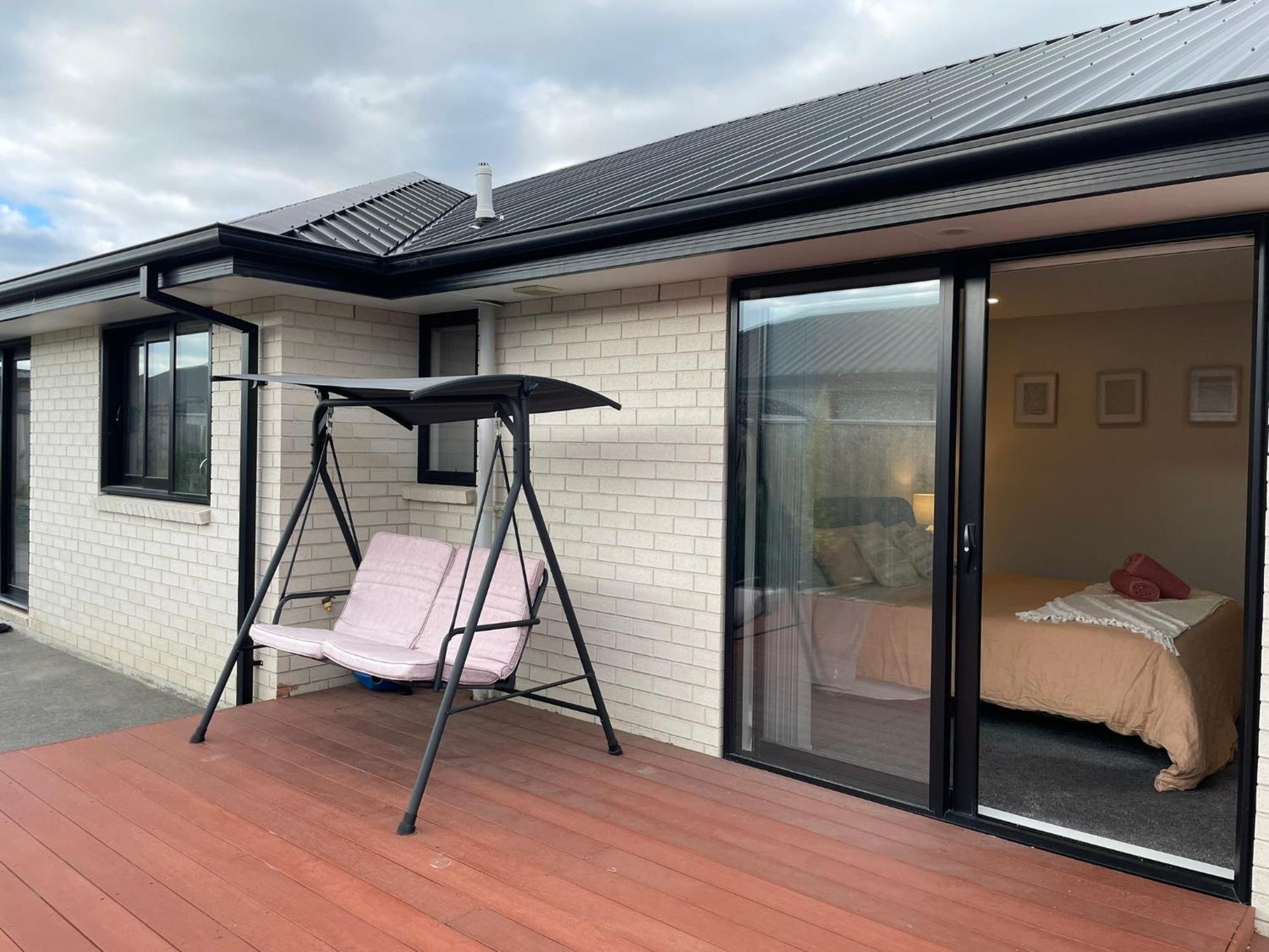 Luxury 4 Bedroom Family Retreat Holiday home Lincoln