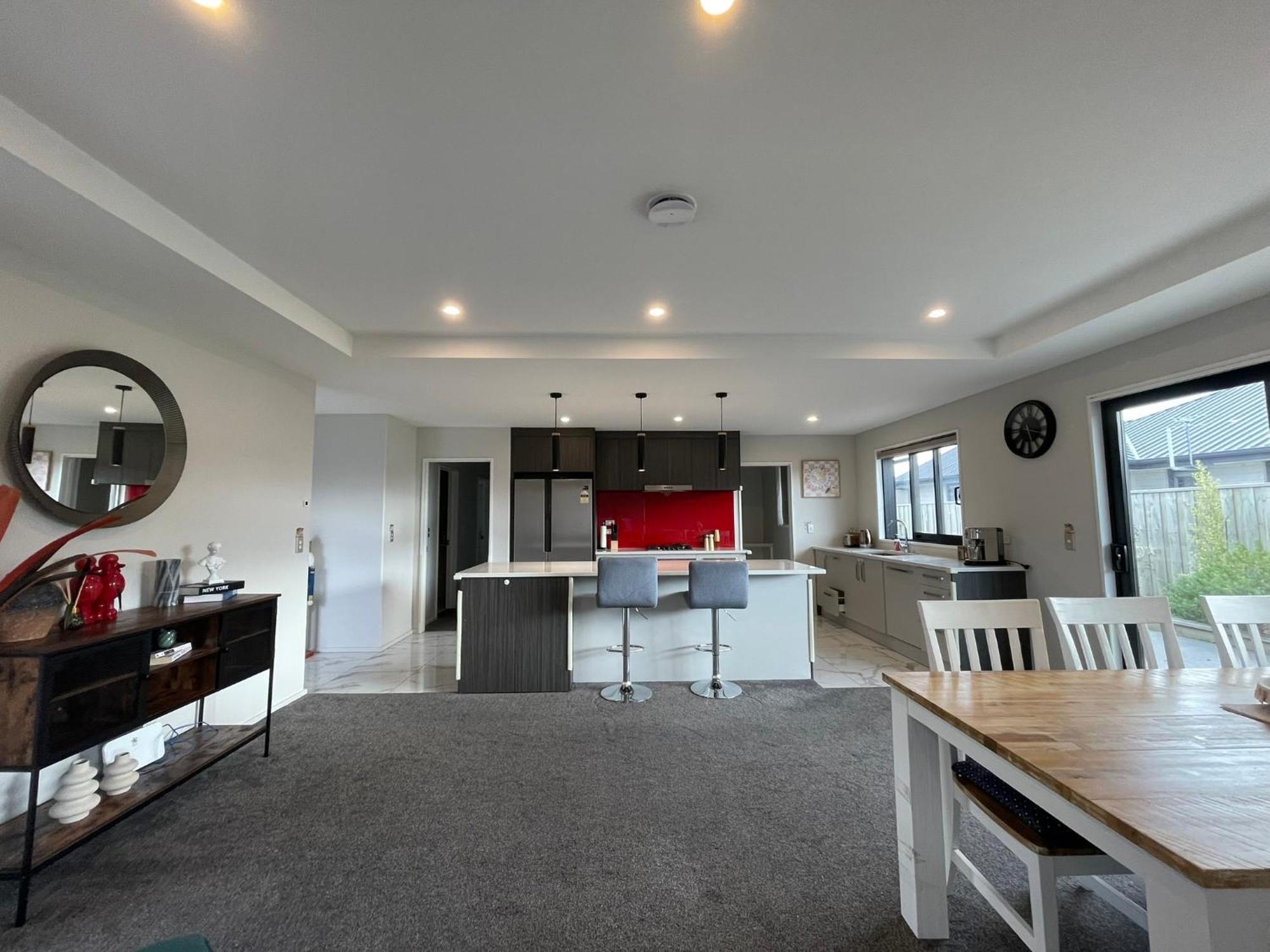 Luxury 4 Bedroom Family Retreat Lincoln