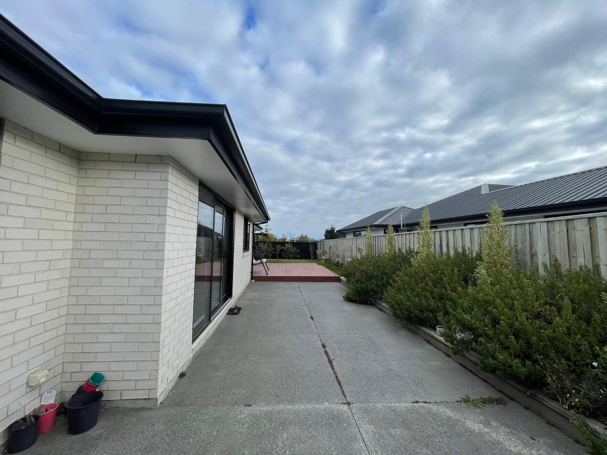 Holiday home Luxury 4 Bedroom Family Retreat *